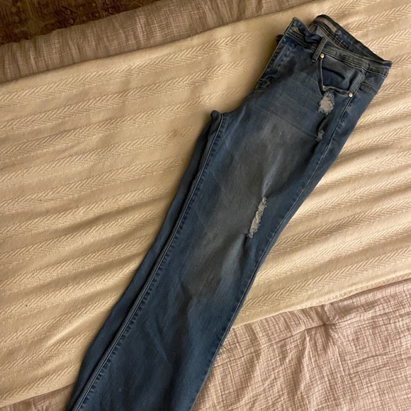 Tractr - Bootcut, Distressed Denim Jeans - Picture 4 of 5